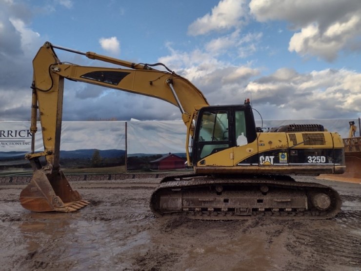caterpillar-325d-image-1