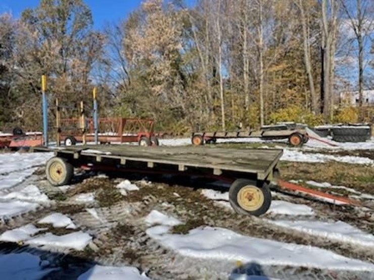 hay-wagon-and-back-rack-w/running-gear-image-1