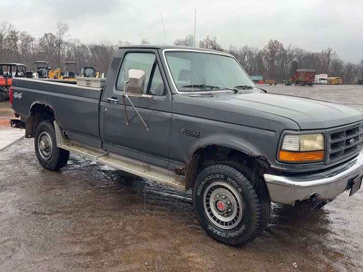 1993-ford-f250-image-2