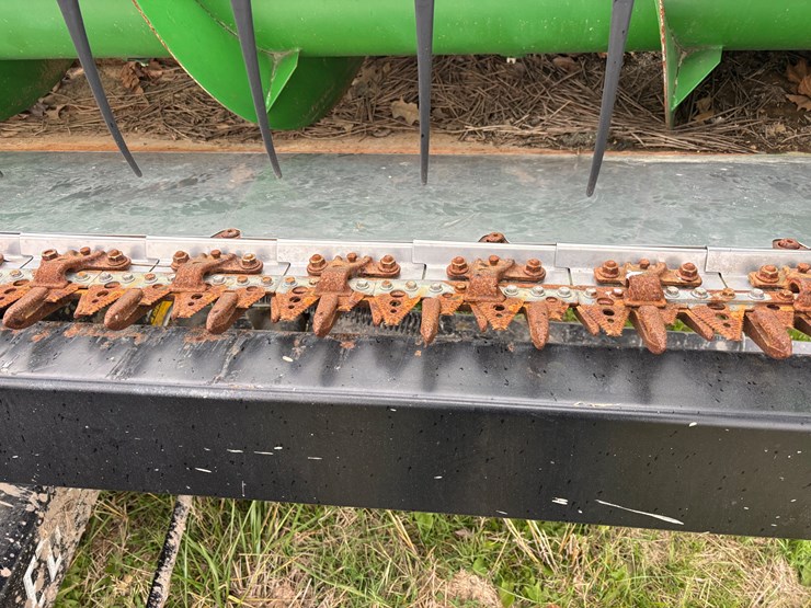 2011-john-deere-635f-image-5