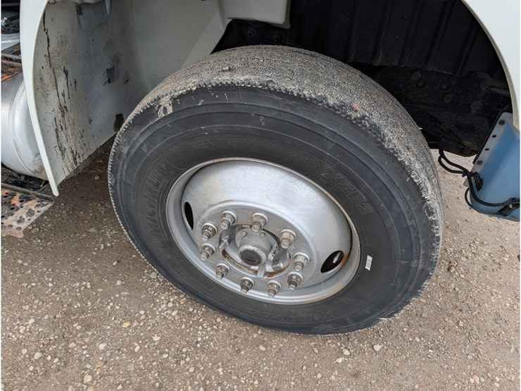 international-durastar-4300-image-6