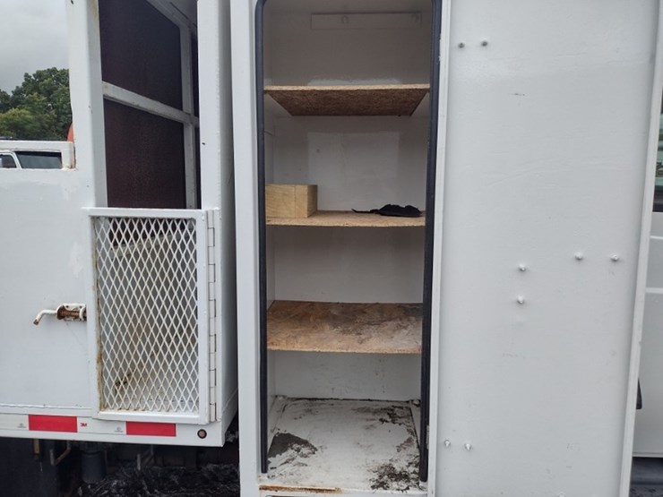 international-13-image-30