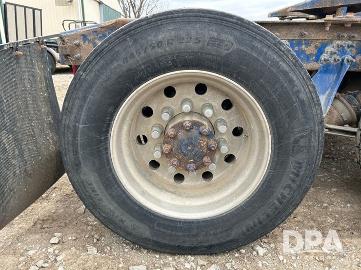 international-prostar-image-61