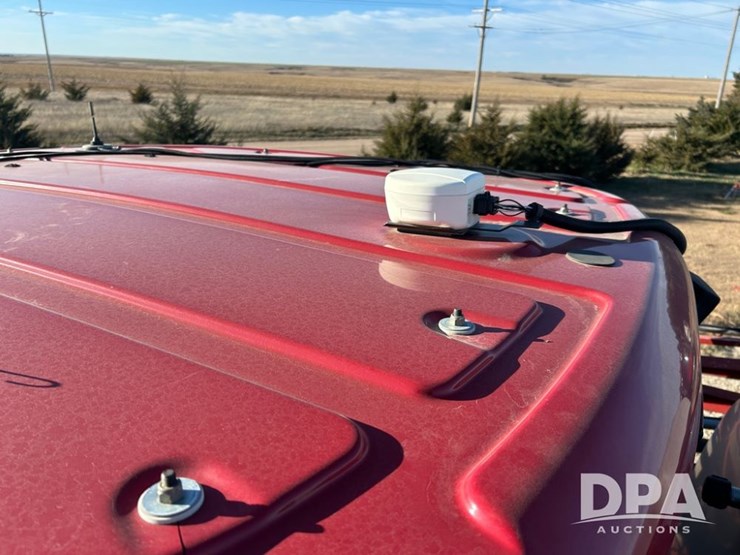 case-ih-patriot-4440-image-60