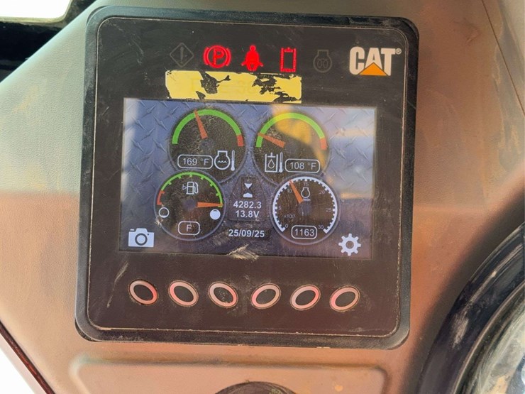 caterpillar-259d-image-38