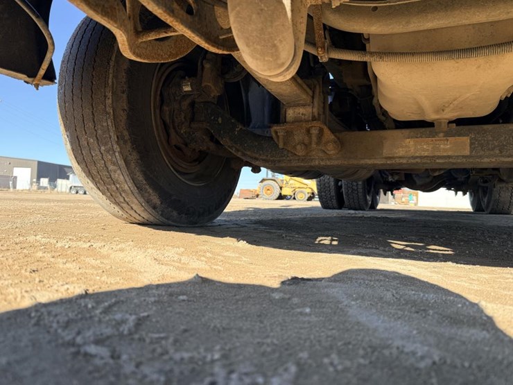 2017-international-prostar-image-59