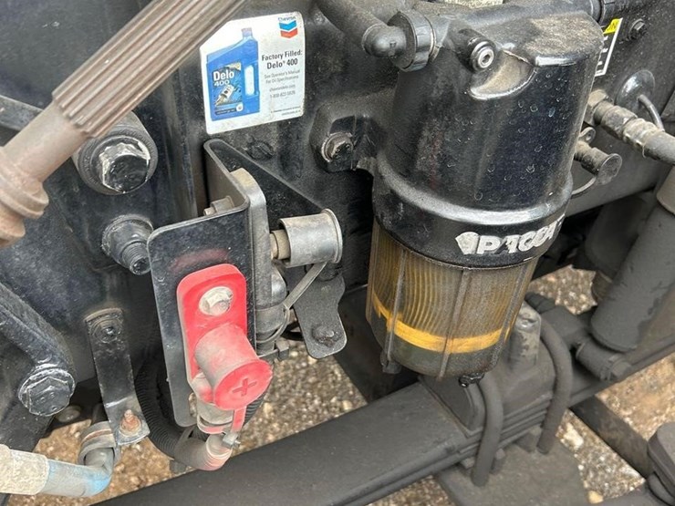 peterbilt-579-image-34