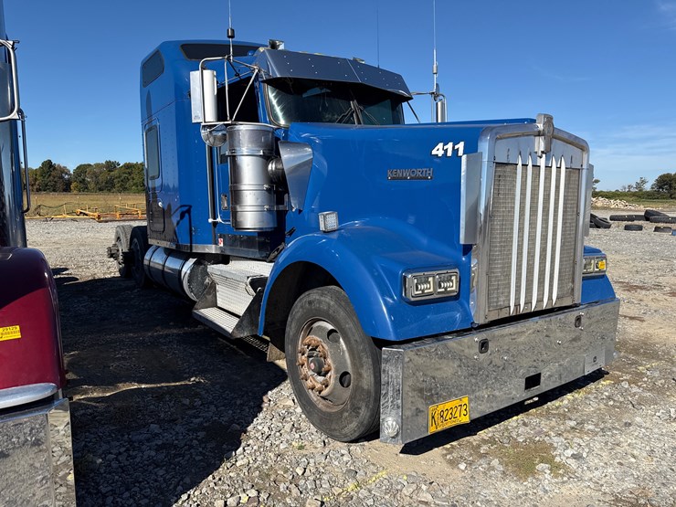 kenworth-w900-image-8