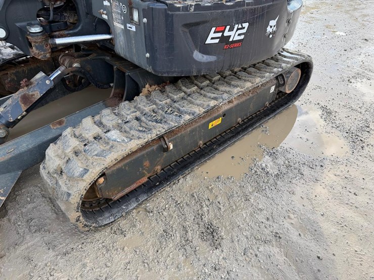 2022-bobcat-e42-image-14