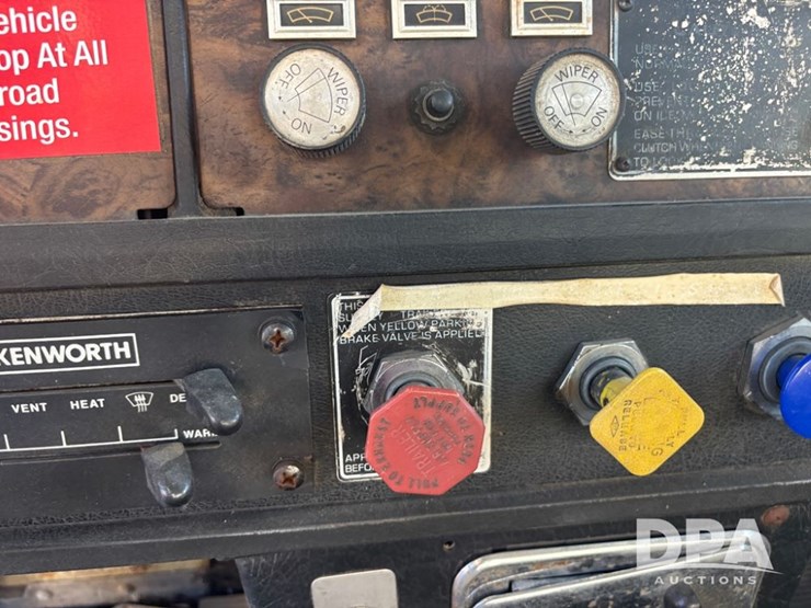 kenworth-t600-image-65