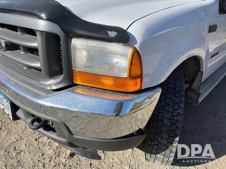 ford-f550-xl-image-22