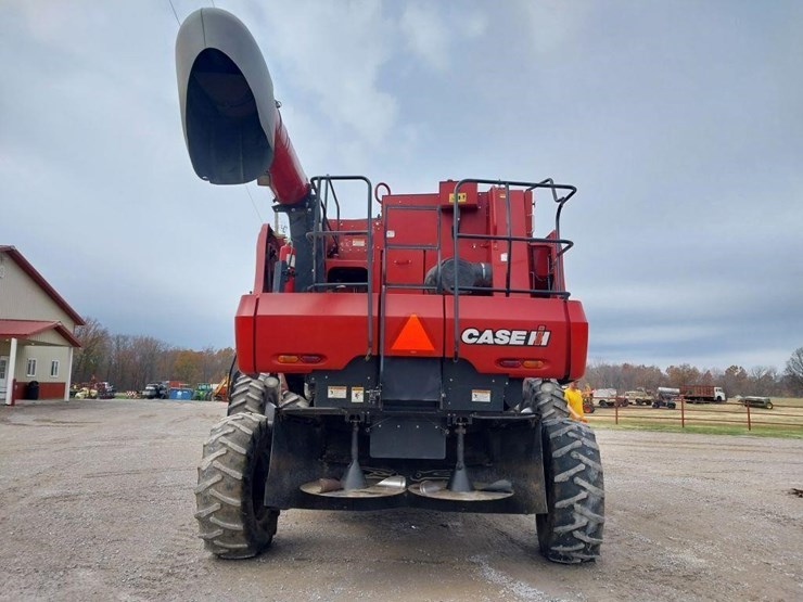 case-ih-6088-image-6