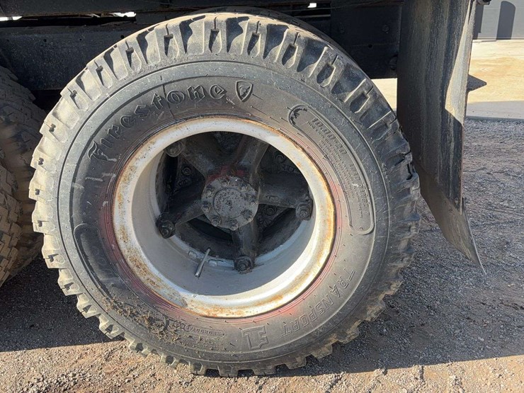 1968-international-f2000d-image-6