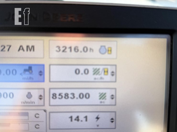 john-deere-9560rt-image-42