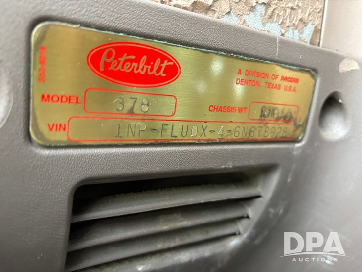 peterbilt-378-image-96