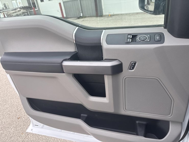 ford-f550-image-45