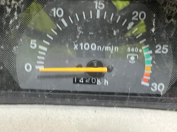 massey-ferguson-1533-image-21