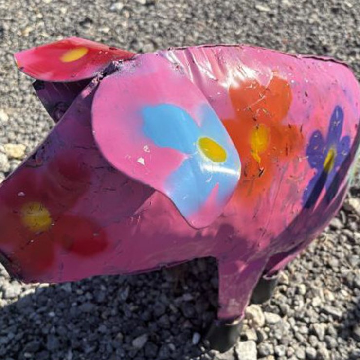 #50 • Metal Art- Small Pig