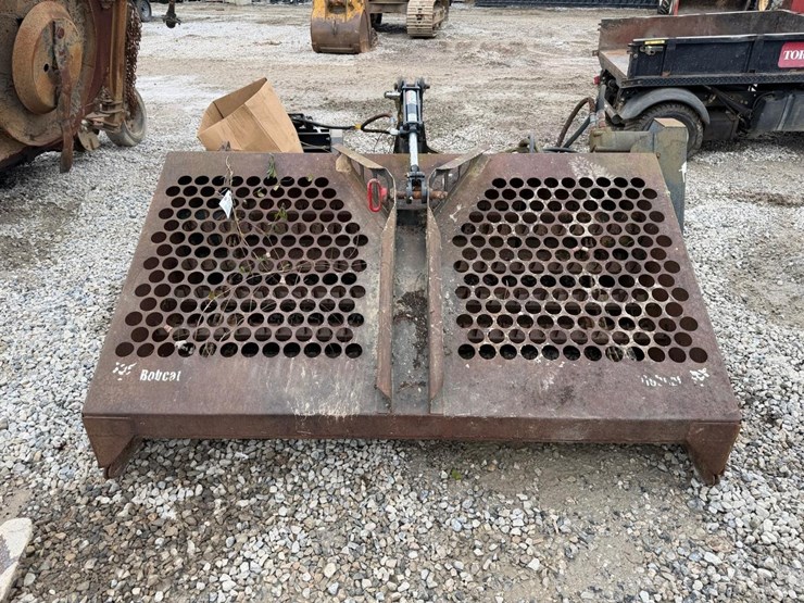 bobcat-6b-72”-skid-steer-landscape-rake-image-8