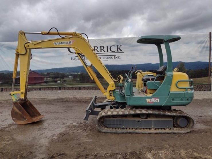 yanmar-b50-image-1