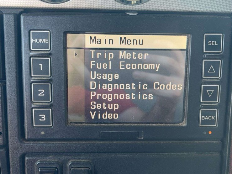 2010-international-lf517-lone-star-dump-truck-image-54