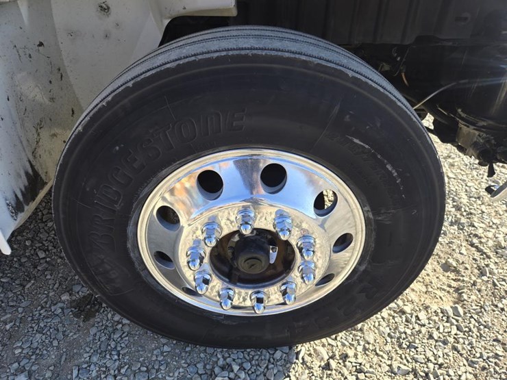 2022-international-mv607-image-63