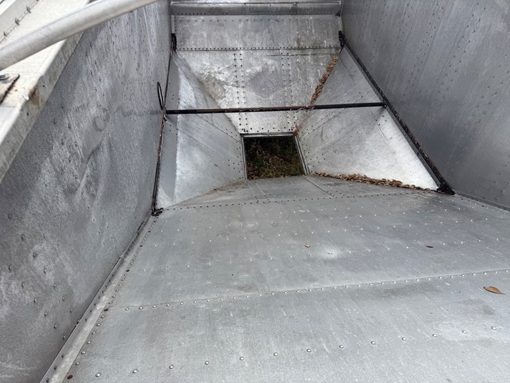 2015-merritt-hopper-image-21