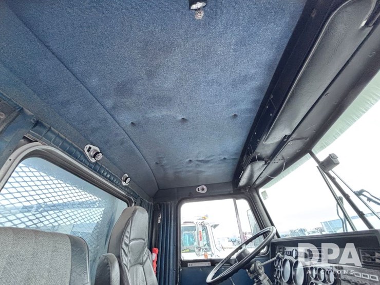 kenworth-t600a-image-67