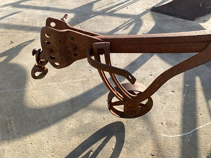 oliver-walking-plow-image-3