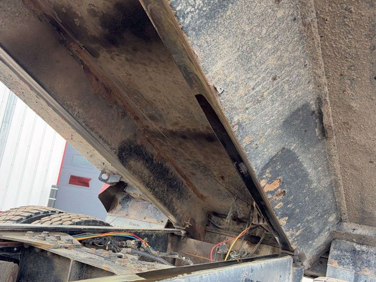 2016-kenworth-t880-image-63