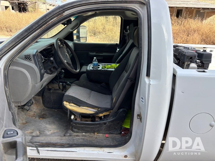 2009-gmc-sierra-2500hd-image-65