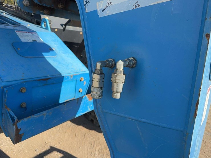 2017-genie-gth844-image-19