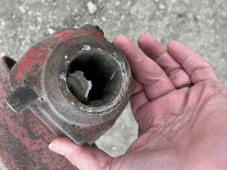 new-holland-354-image-14