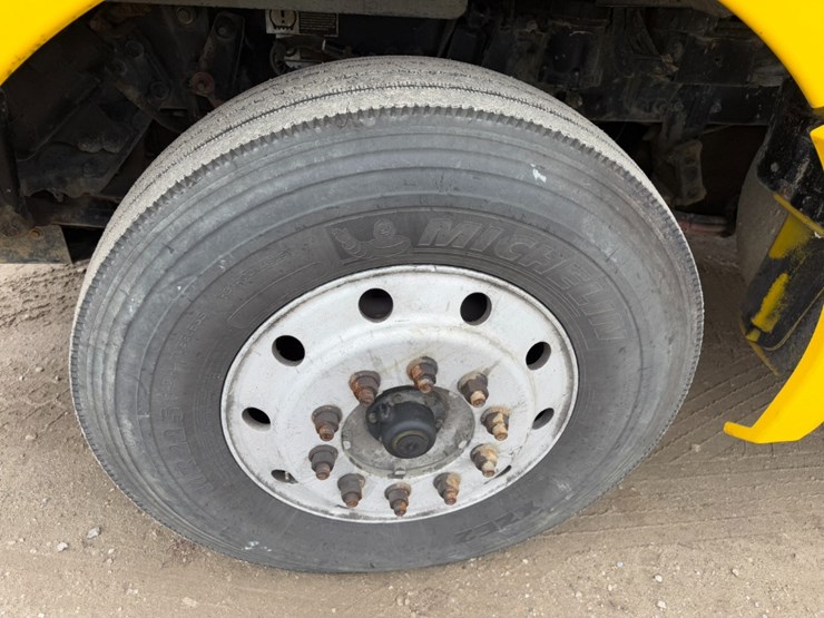 2019-kenworth-t880-image-7