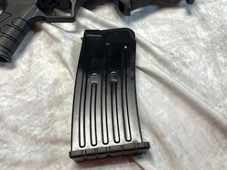 #2390-•-armsco-bullie-12-ga.-semi-auto-shotgun,-sn:-12b21-0228-image-14