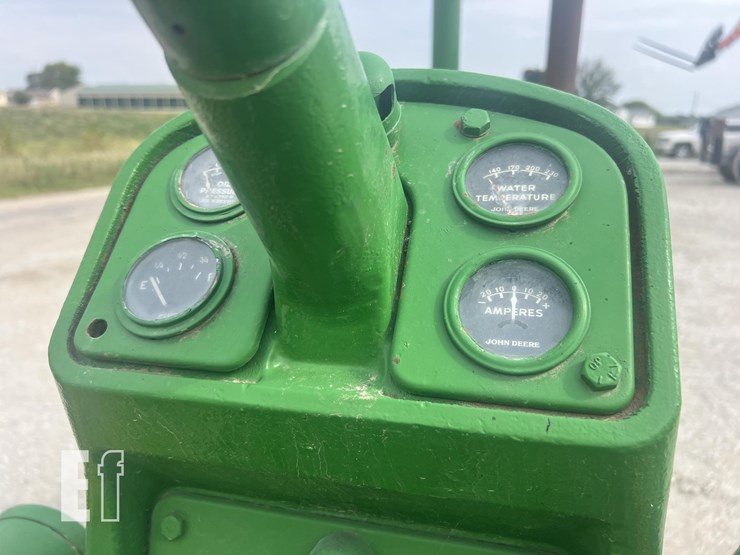 john-deere-530-image-4