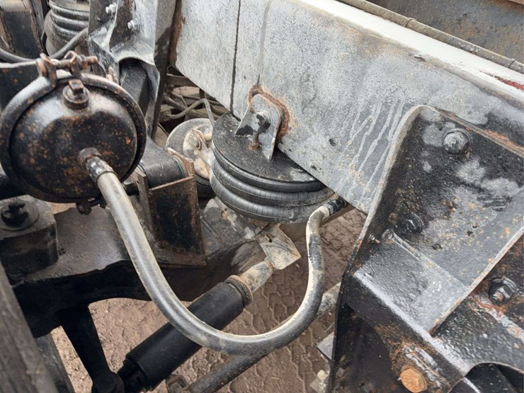 2010-kenworth-t800-image-59