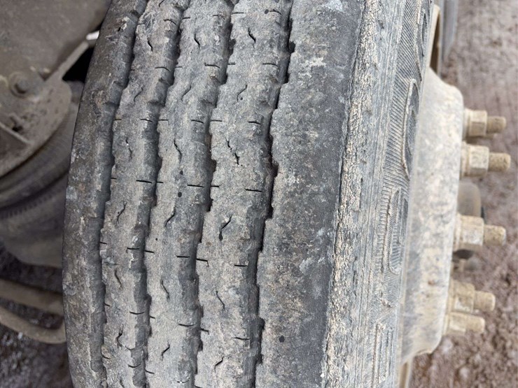 1996-international-5000-image-24