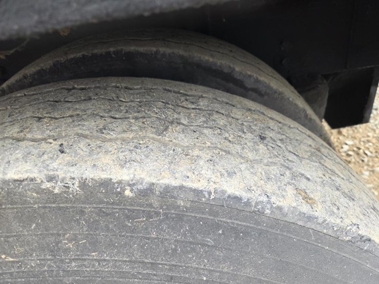 2011-international-durastar-4400-image-89