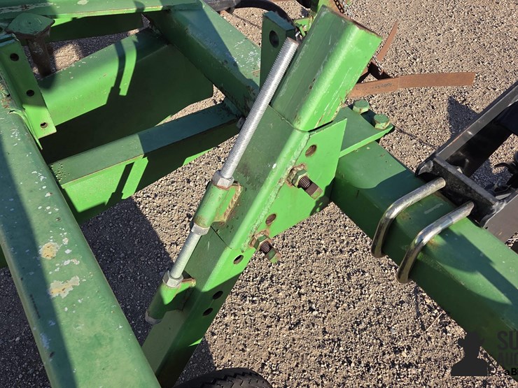 john-deere-3-pt-v-ripper-image-11