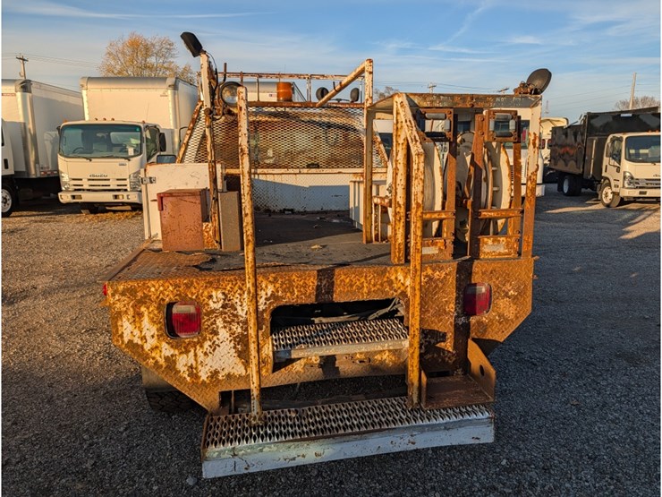 2011-ford-f350-image-8