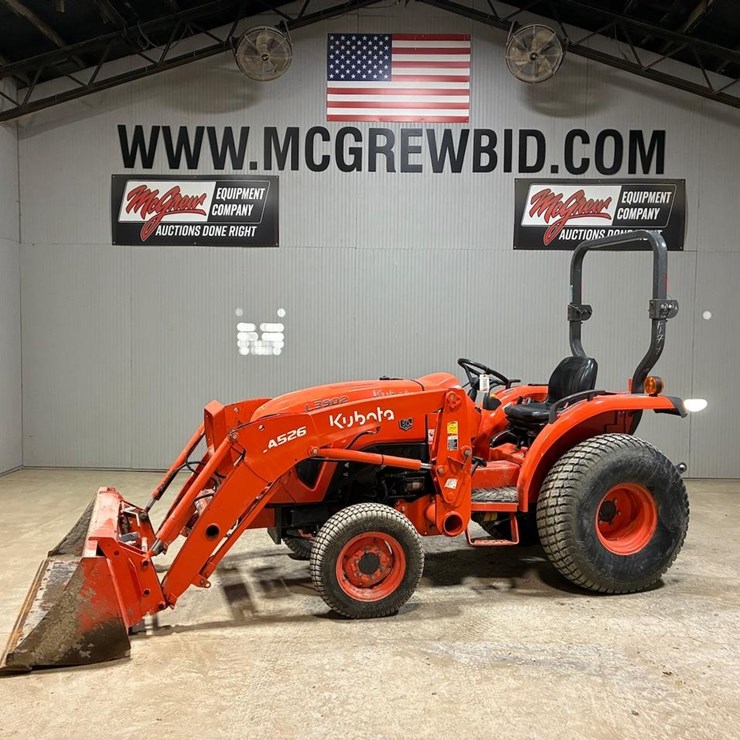 2022 KUBOTA L3902HST
