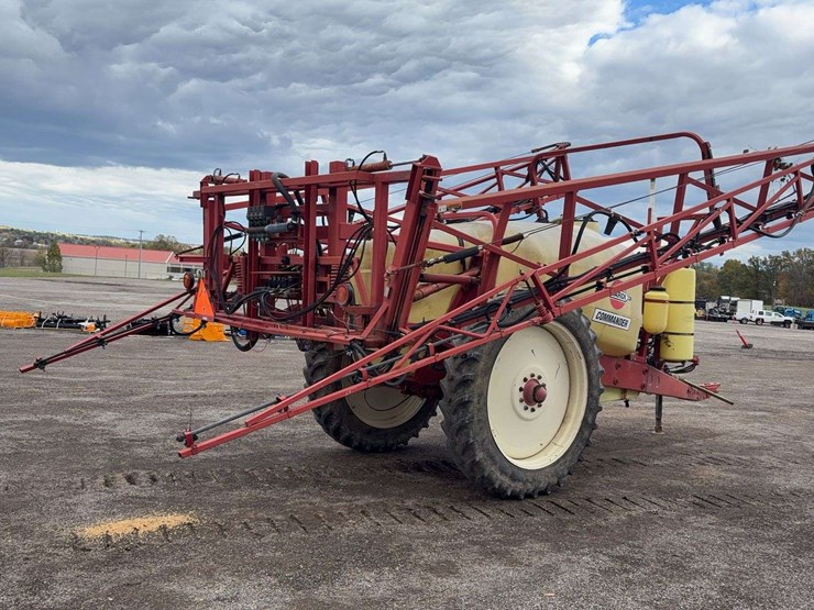 hardi-command-sprayer-image-3