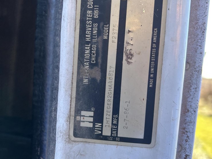 1986-international-f2375-image-20