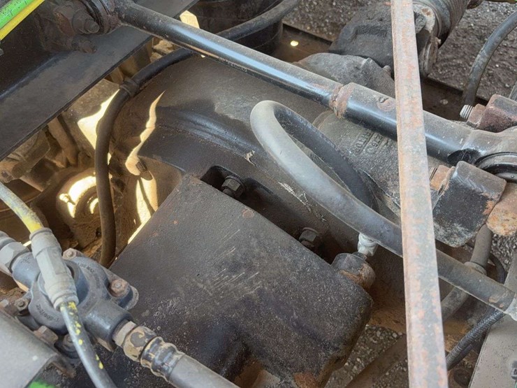 2010-international-lf517-lone-star-dump-truck-image-73