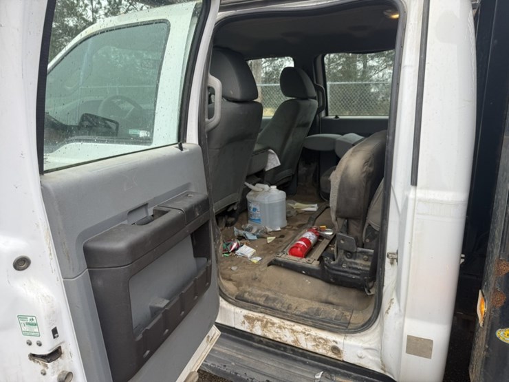 2012-ford-f550-image-29