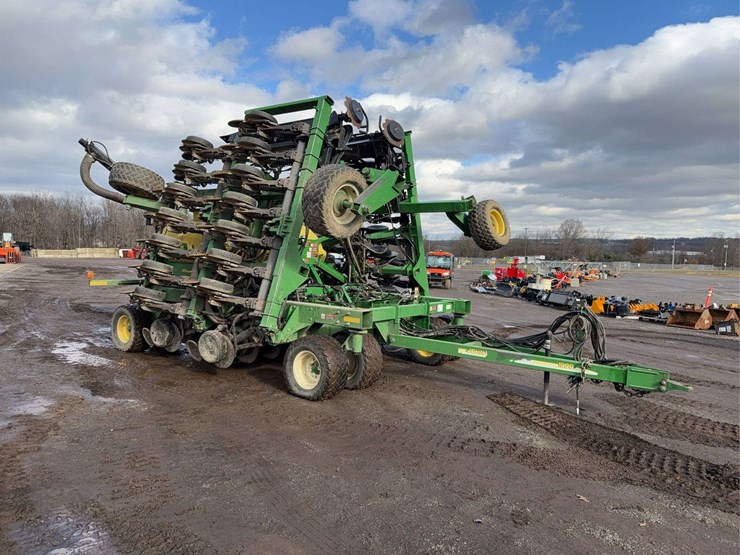 2011-john-deere-1990-image-2