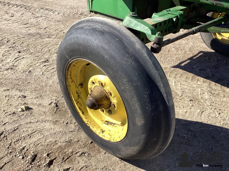 john-deere-4640-image-11