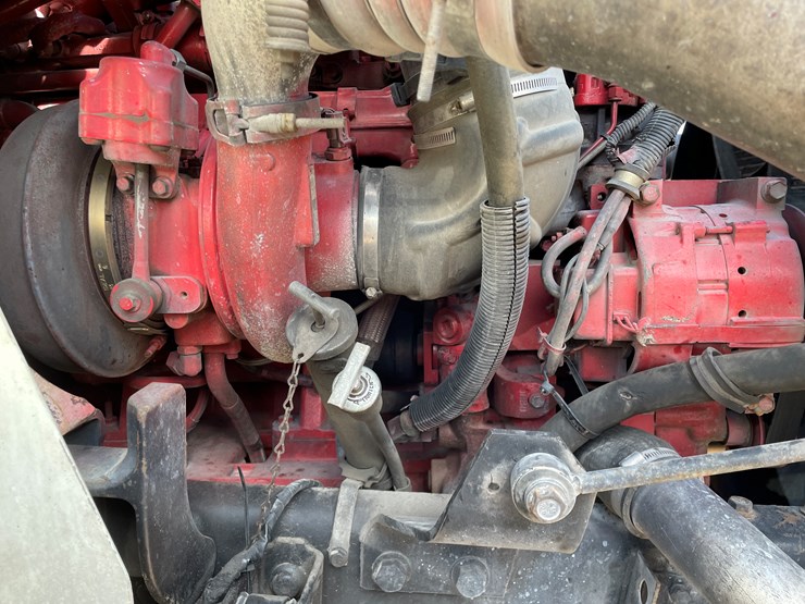 international-8600-image-52