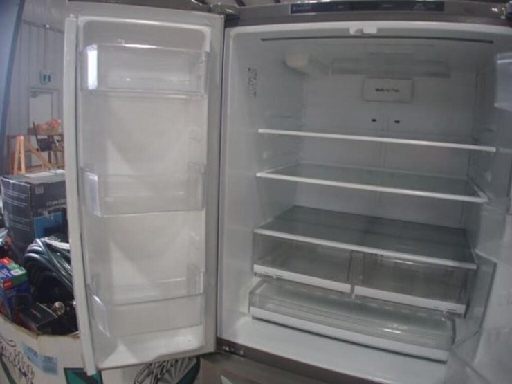 lg-33-in.-fridge-image-11